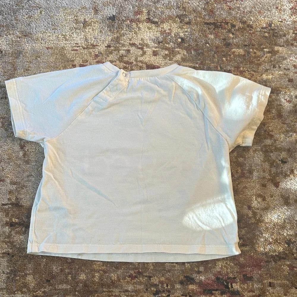 Gucci Kids Cream Tee with Cherry Graphic - Picture 5 of 5